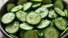 Szybkie, chrupiące, lekko solone ogórki w torebce